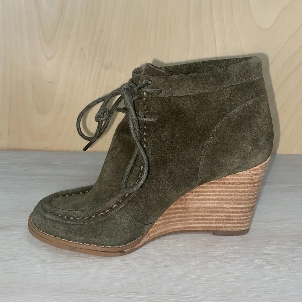 Lucky Brand Ysabel Moss‎ Green Lace Up Wedge 5.5
